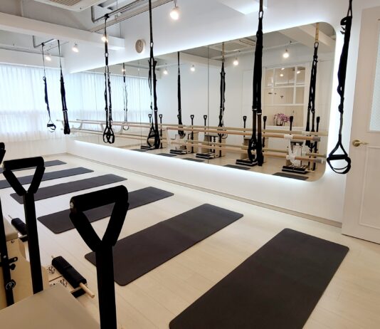 필라테스를 통해 편안한 자세로 앉는 법 배우기