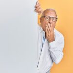 운동 초보자가 가장 많이 하는 실수 5가지 man in white dress shirt wearing black framed eyeglasses
