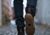 보행습관 교정의 중요성과 필라테스의 역할 close-up photography of person walking on pavement